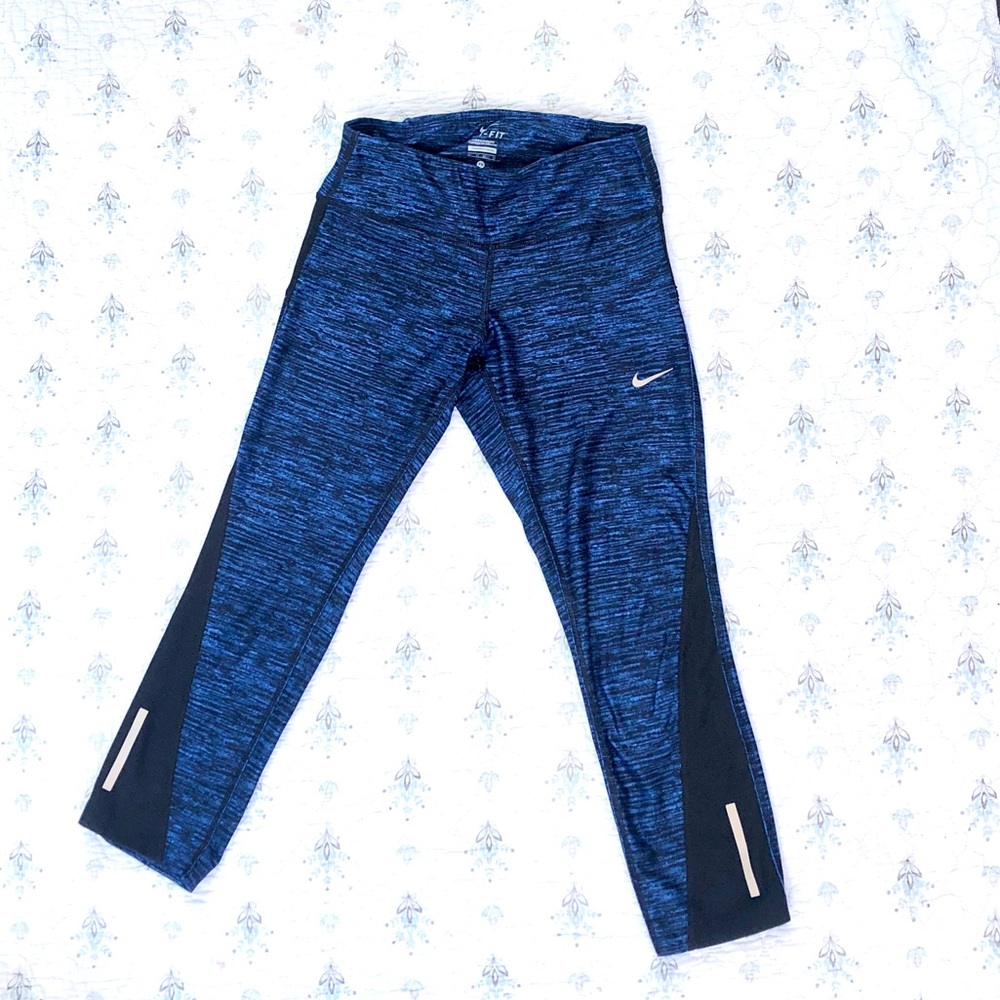 NIKE women’s dri-fit leggings size xs